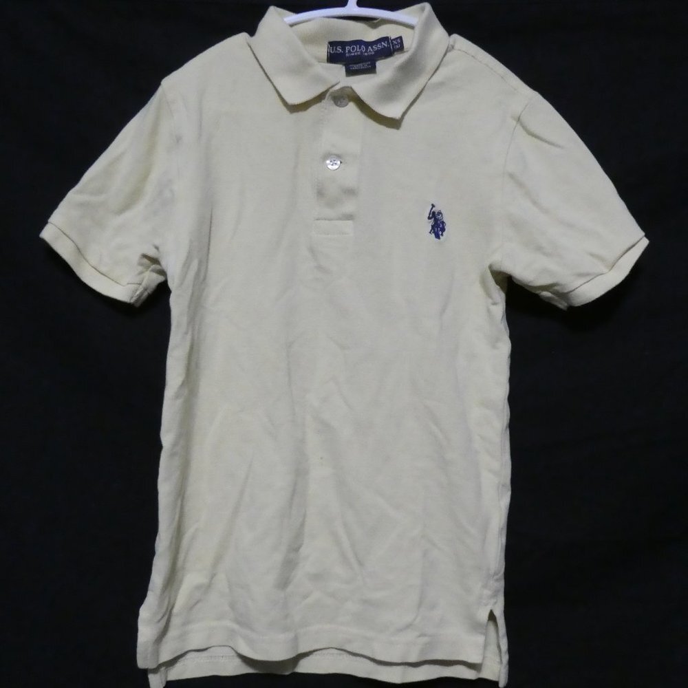 U.S. POLO ASSN. xs, 6 light yellow polo shirt, vented / slit sides, GUC